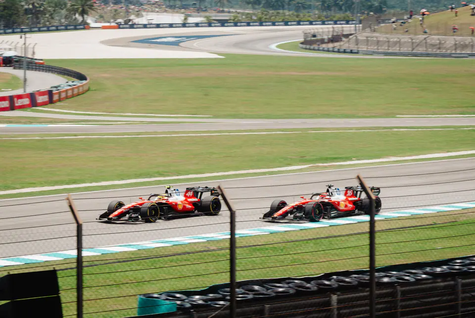 Sepang 2026: f1 photograph by Deborah Chin
